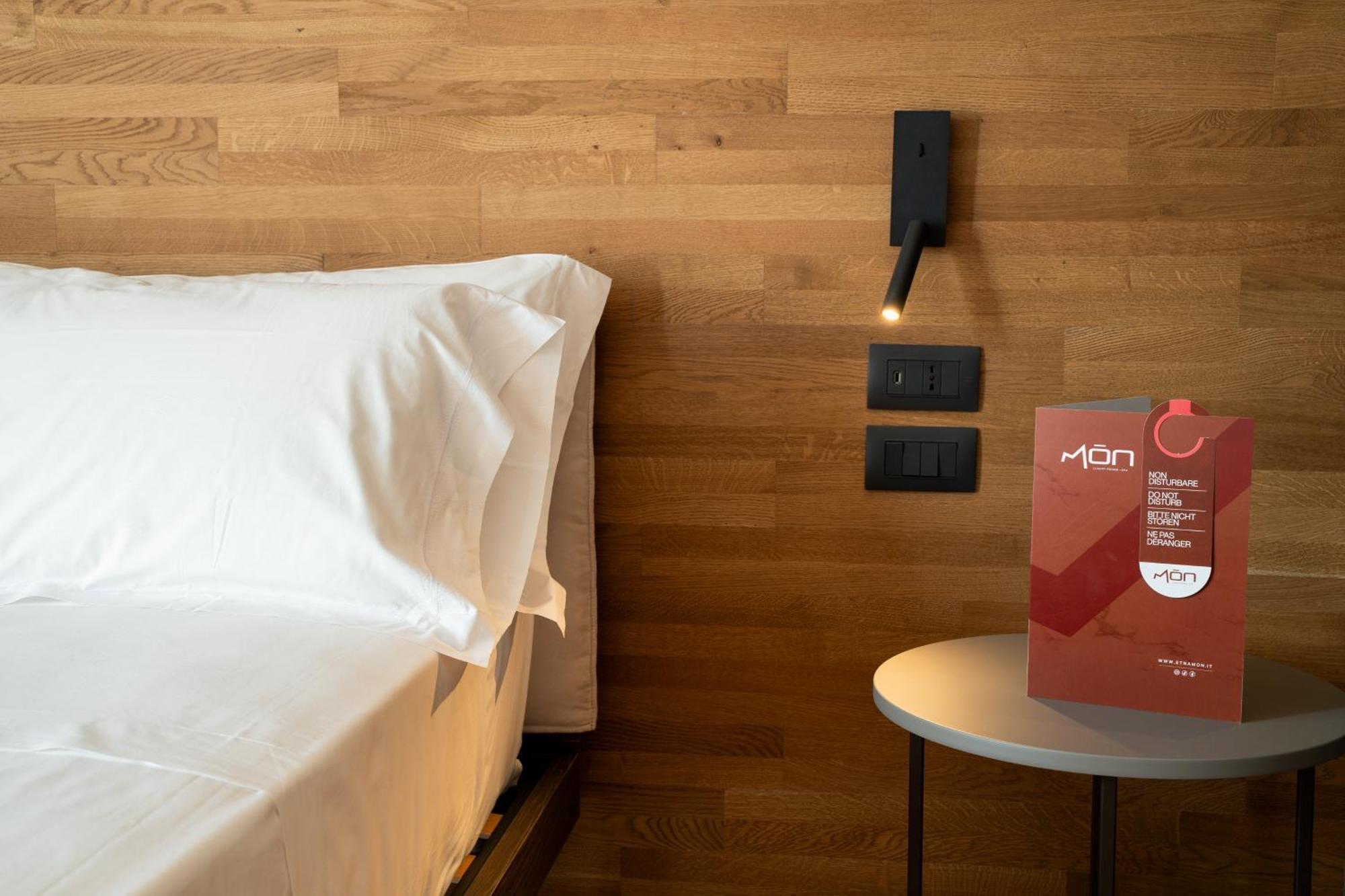 Mon Luxury Rooms Spa Nicolosi Exterior photo